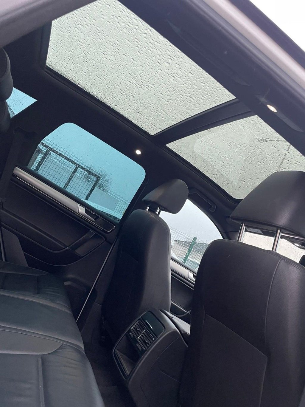 Used Volkswagen Touareg 2014 for sale - 76558669: Photo 6