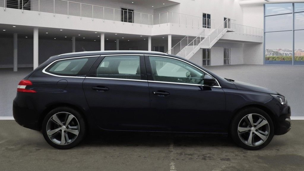 Used Peugeot 308 2015 for sale - 76883700: Photo 11