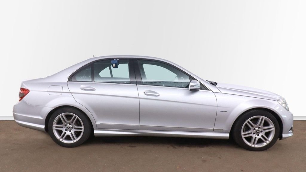 Used Mercedes-Benz C Class 2009 for sale - 77227512: Photo 2
