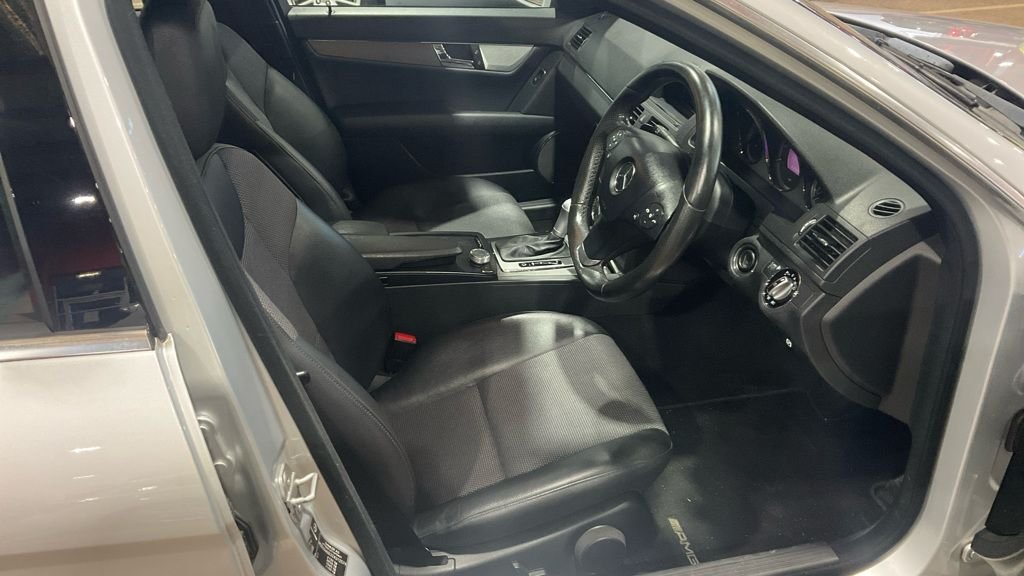 Used Mercedes-Benz C Class 2009 for sale - 77227512: Photo 8