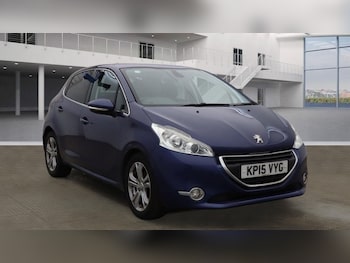 Used Peugeot 208 2015 for sale - 76604822: Photo