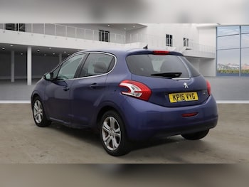Used Peugeot 208 2015 for sale - 76604822: Photo