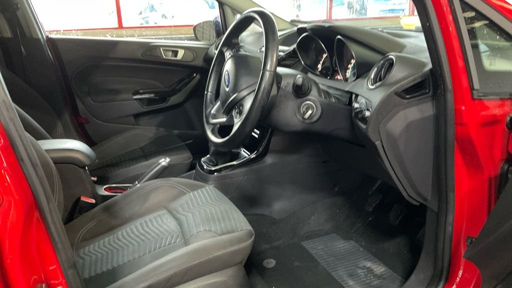 Used Ford Fiesta 2013 for sale - 76783727: Photo 9