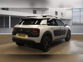 Used Citroen C4 Cactus 2016 for sale - 75566937: Photo