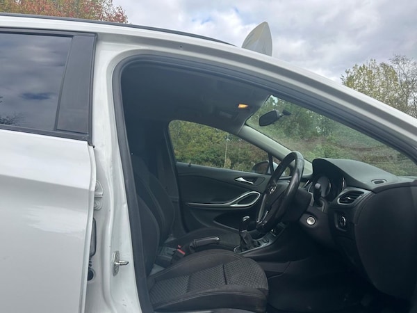Used Vauxhall Astra 2018 for sale - 76291118: Photo 14