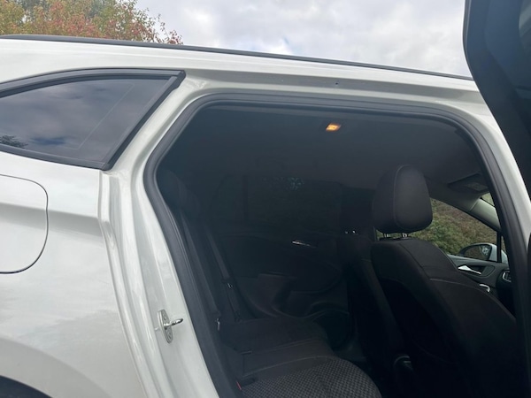 Used Vauxhall Astra 2018 for sale - 76291118: Photo 15