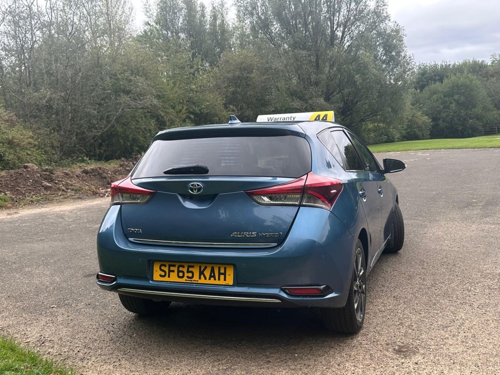 Used Toyota Auris 2015 for sale - 76923386: Photo 2