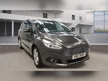 2017 (17) - 2.0 TDCi Titanium MPV 5dr Diesel Manual Euro 6 (s/s) (150 ps)