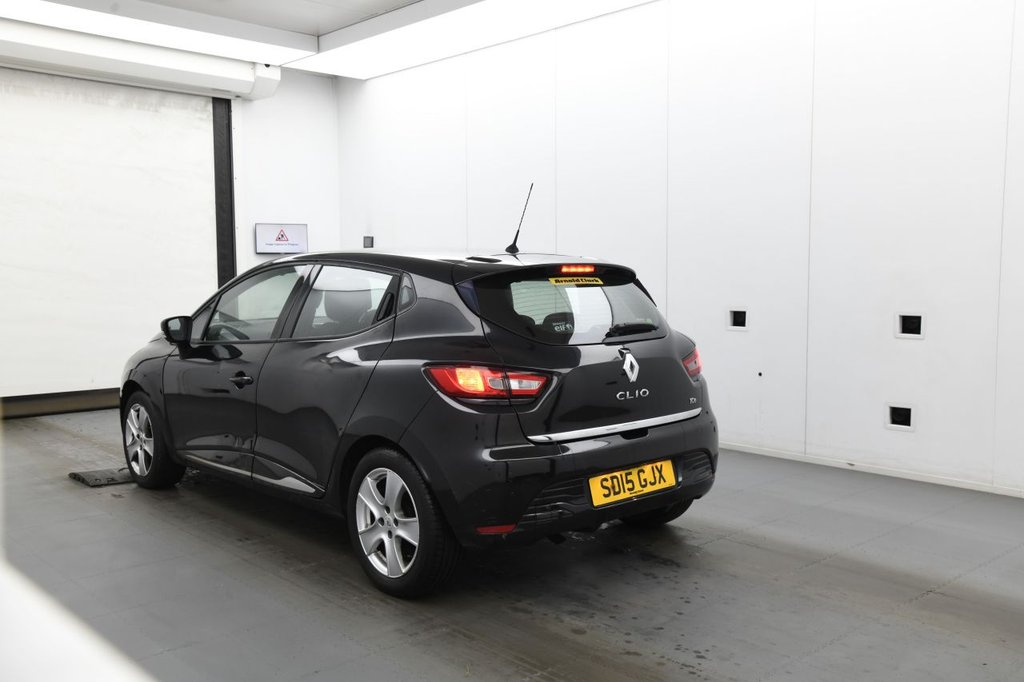 Used Renault Clio 2015 for sale - 77594182: Photo 4