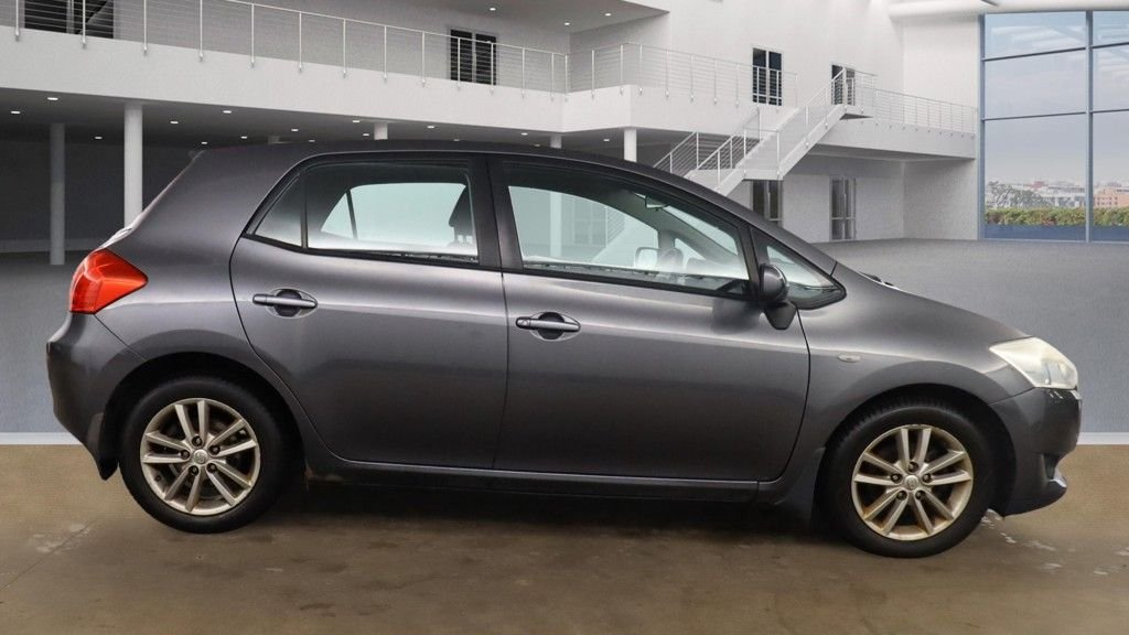 Used Toyota Auris 2008 for sale - 76376170: Photo 2