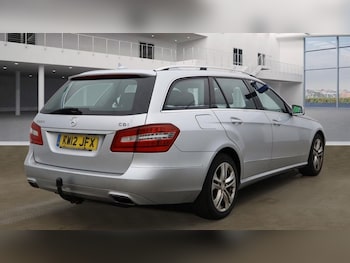 Used Mercedes-Benz E Class 2012 for sale - 77007124: Photo