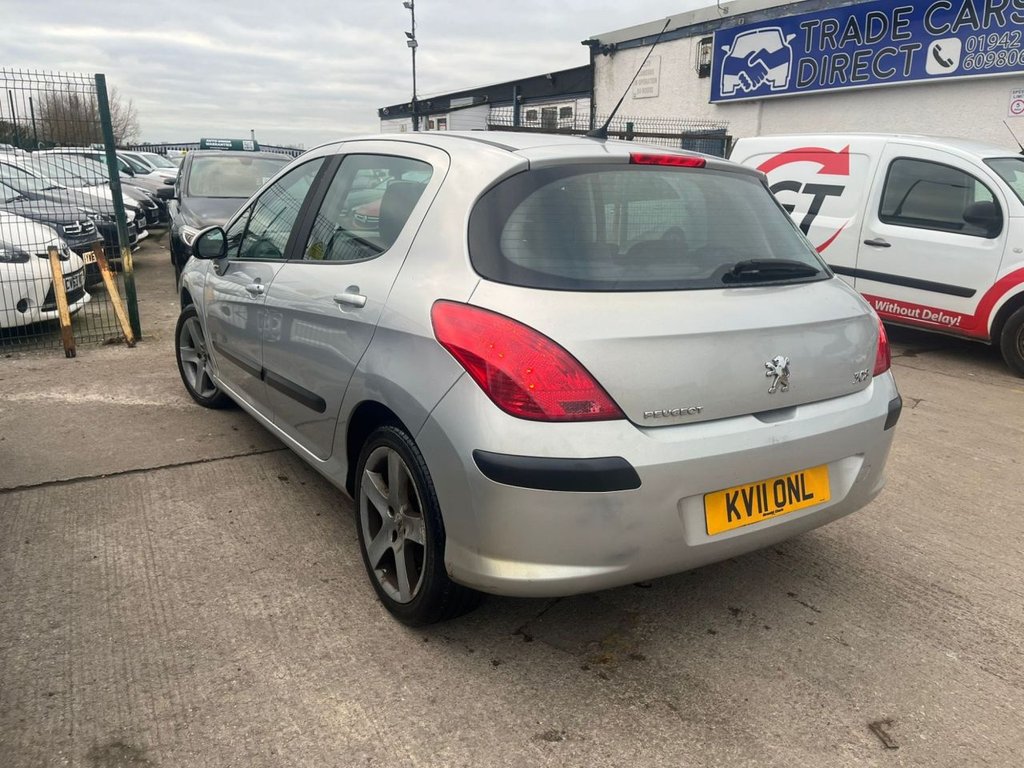 Used Peugeot 308 2011 for sale - 76923796: Photo 10