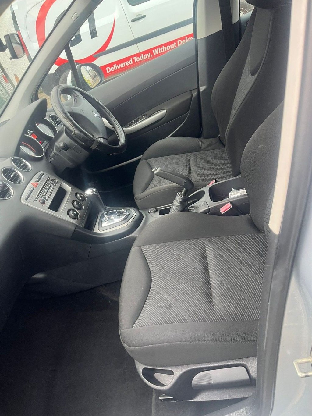 Used Peugeot 308 2011 for sale - 76923796: Photo 16