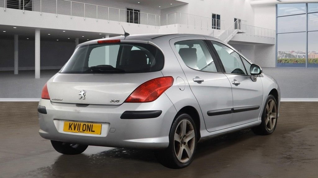 Used Peugeot 308 2011 for sale - 76923796: Photo 3