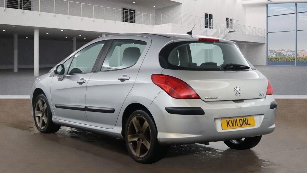 Used Peugeot 308 2011 for sale - 76923796: Photo 4