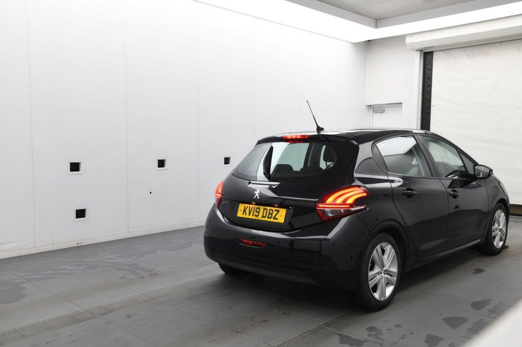 Used Peugeot 208 2019 for sale - 77608847: Photo 4