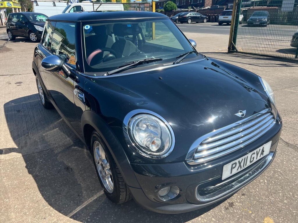 Used MINI Hatch 2011 for sale - 76439092: Photo 1