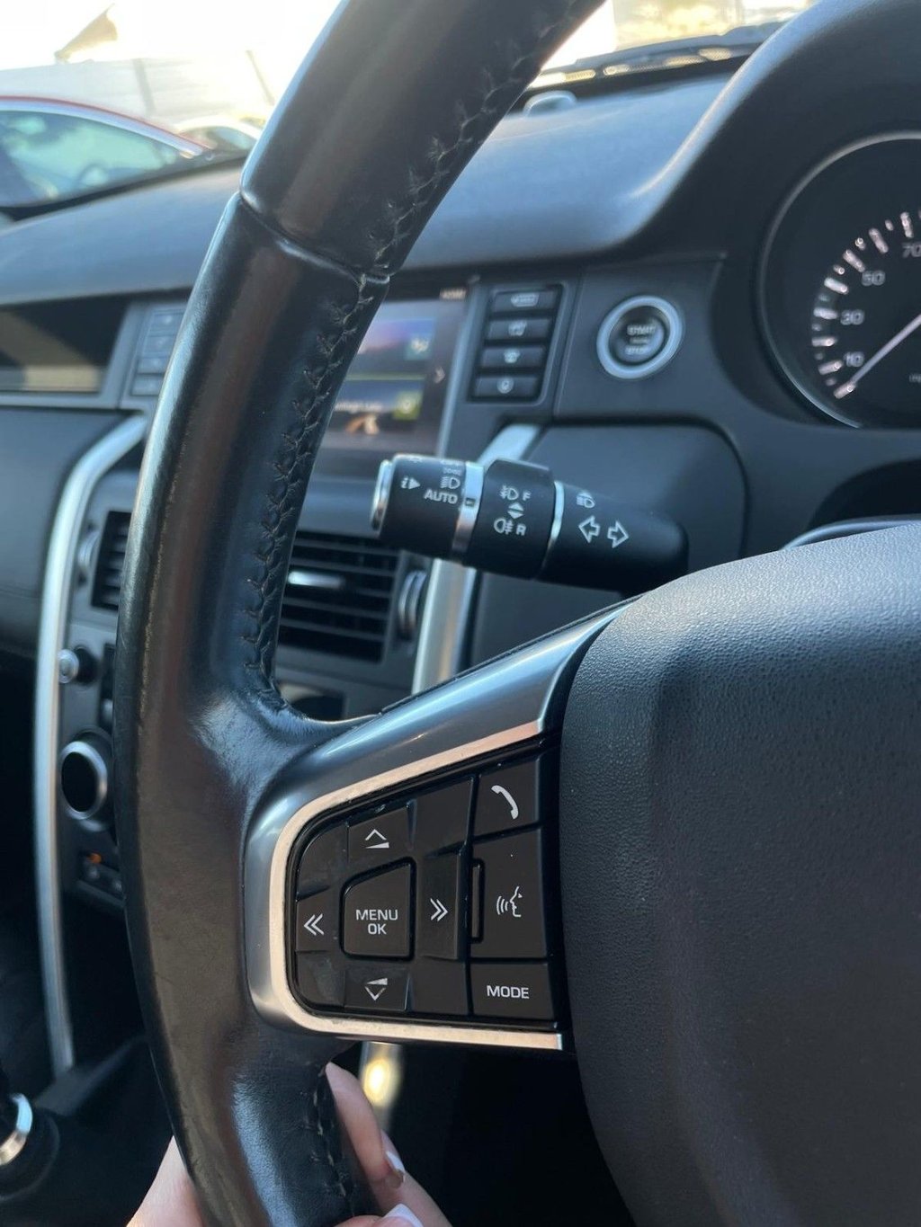 Used Land Rover Discovery Sport 2016 for sale - 75947309: Photo 16