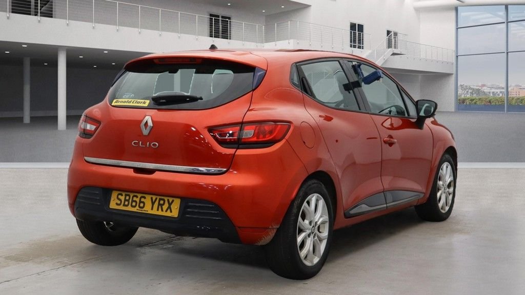 Used Renault Clio 2016 for sale - 76590919: Photo 3