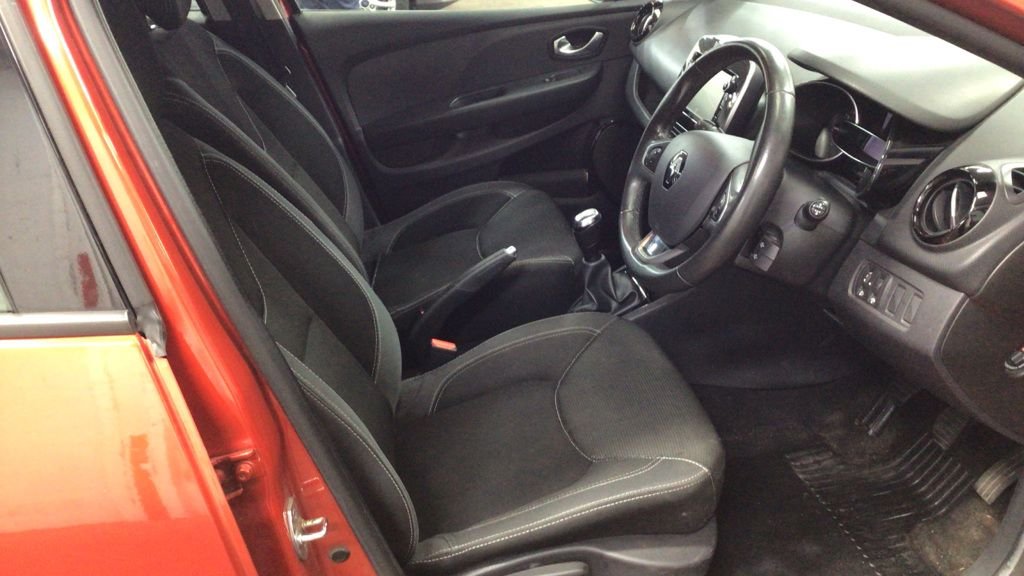 Used Renault Clio 2016 for sale - 76590919: Photo 8