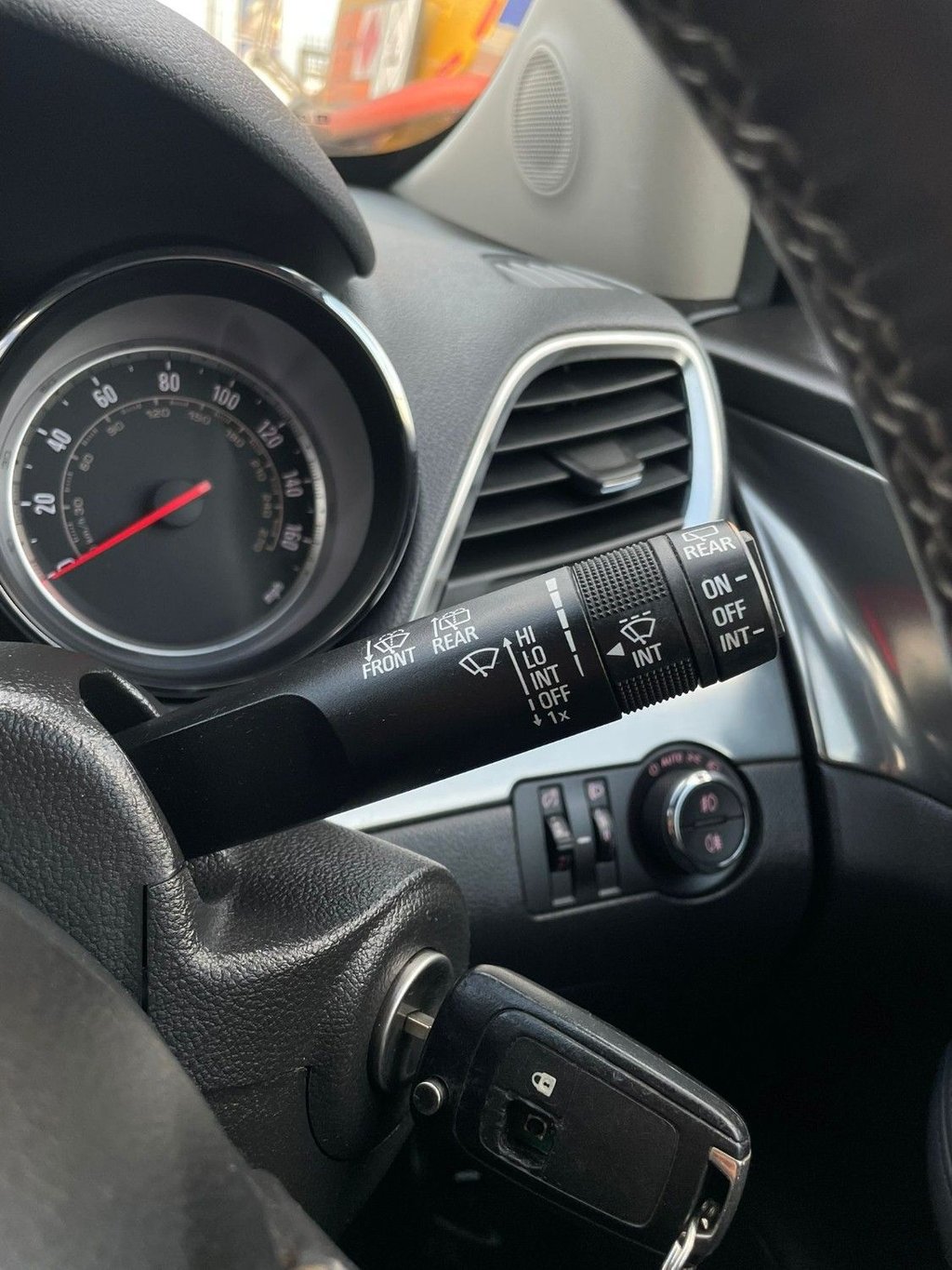 Used Vauxhall Mokka 2015 for sale - 76923778: Photo 22