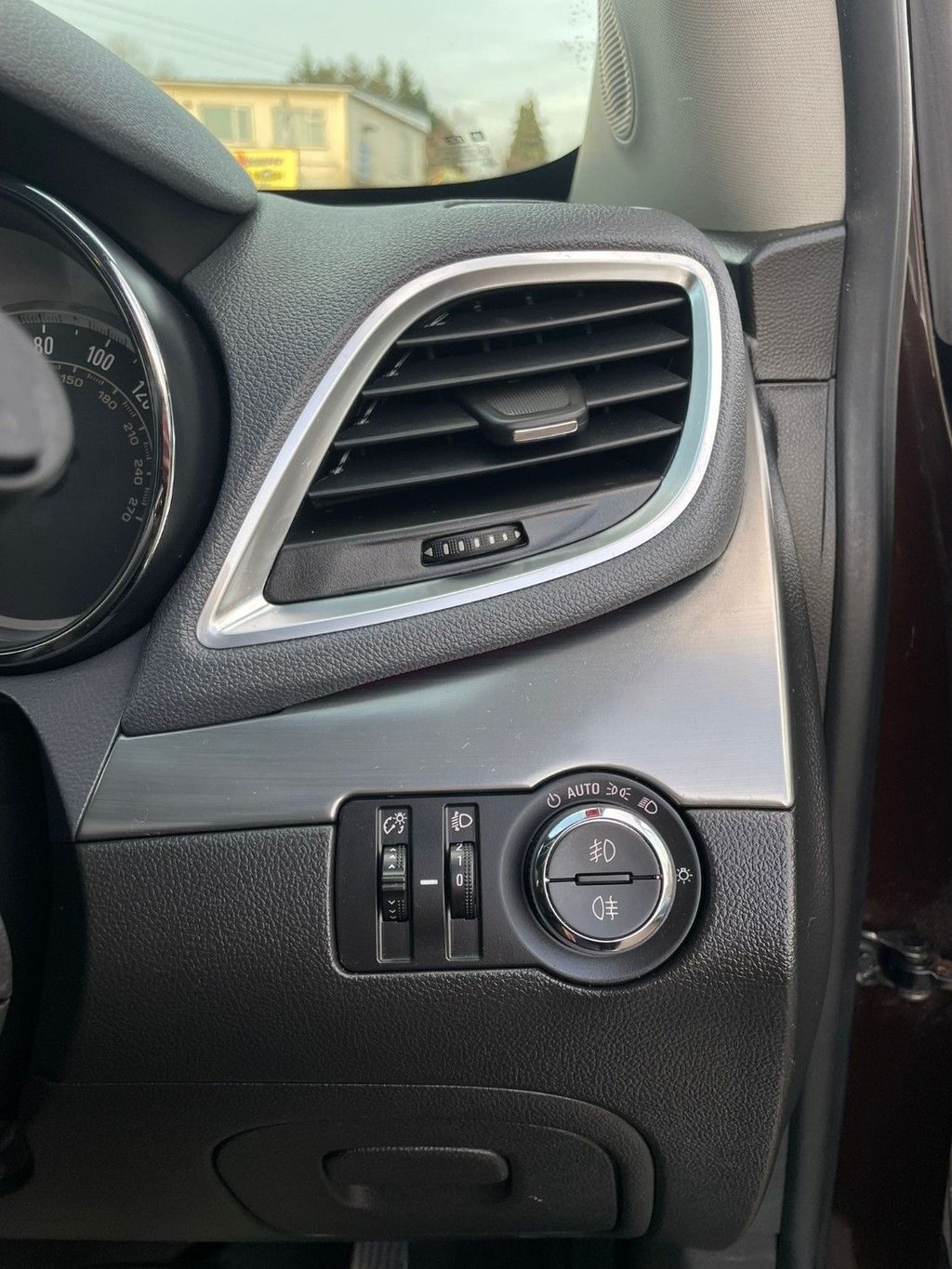 Used Vauxhall Mokka 2015 for sale - 76923778: Photo 29