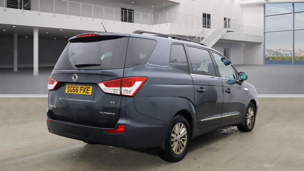 Used Ssangyong Turismo 2016 for sale - 76535885: Photo 3