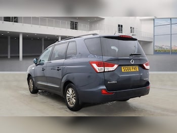 Used Ssangyong Turismo 2016 for sale - 76535885: Photo