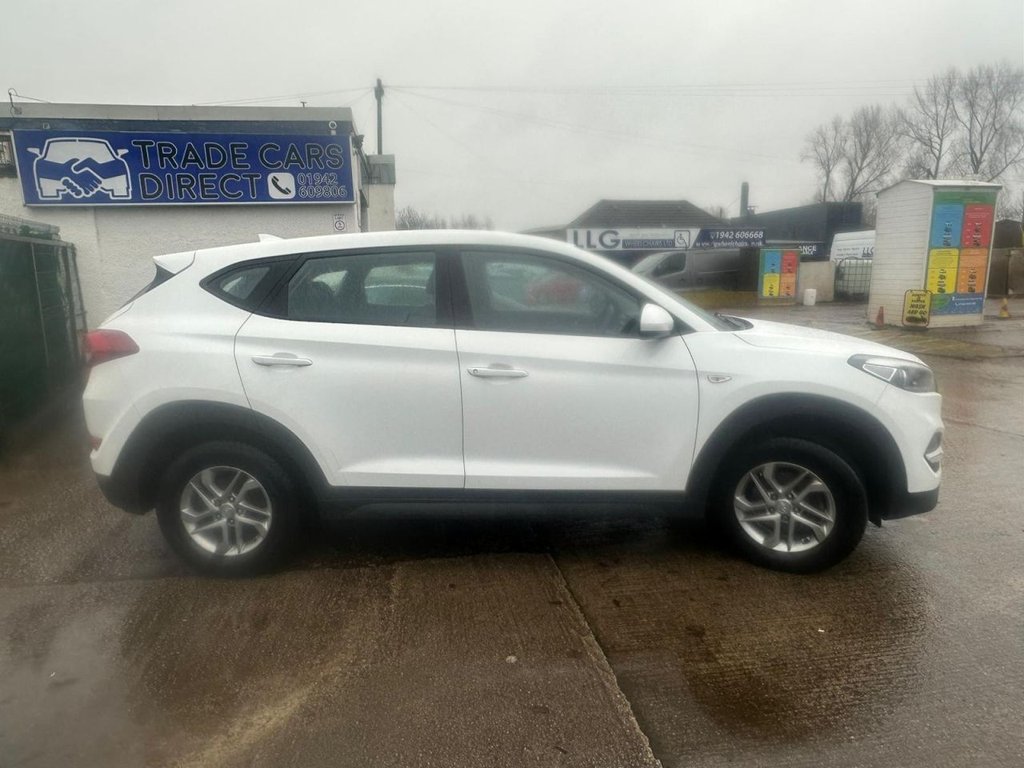 Used Hyundai TUCSON 2016 for sale - 76867651: Photo 2