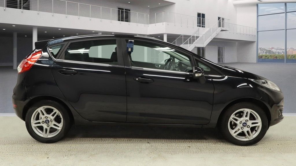 Used Ford Fiesta 2013 for sale - 76496383: Photo 5