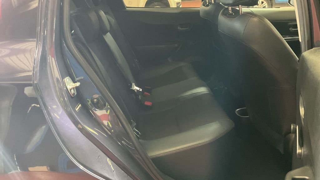 Used Toyota Yaris 2013 for sale - 76429624: Photo 11