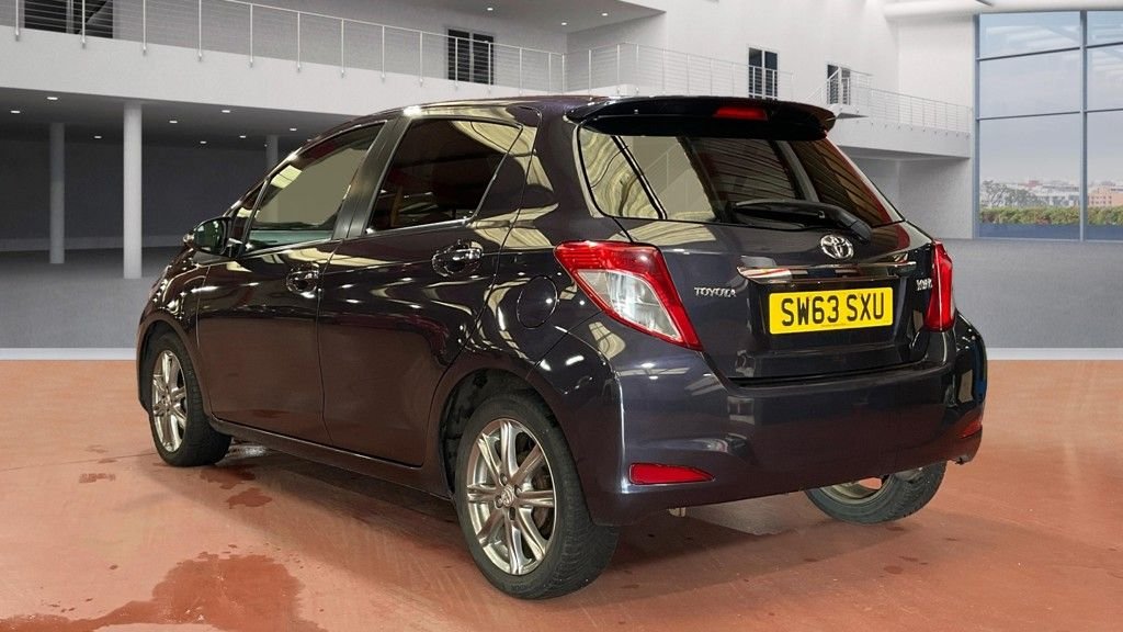 Used Toyota Yaris 2013 for sale - 76429624: Photo 4