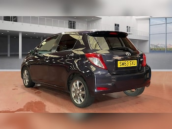 Used Toyota Yaris 2013 for sale - 76429624: Photo