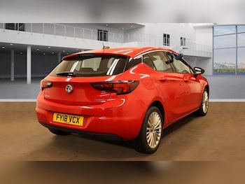 Used Vauxhall Astra 2018 for sale - 76291964: Photo 3