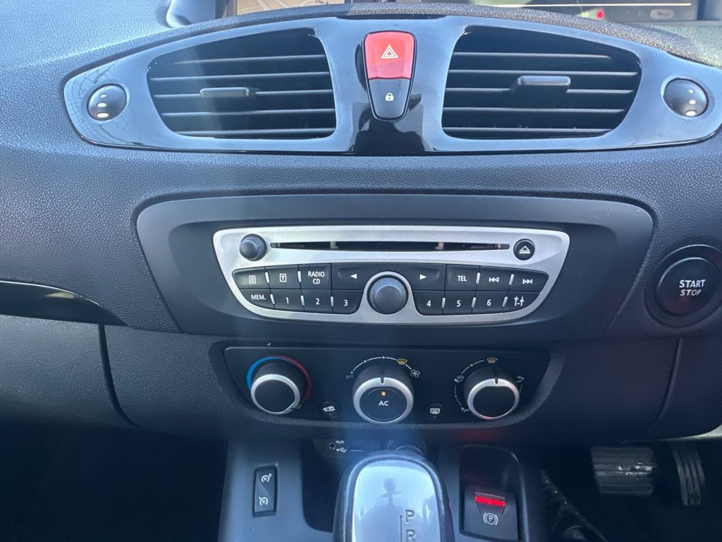 Used Renault Grand Scenic 2011 for sale - 77007211: Photo 15