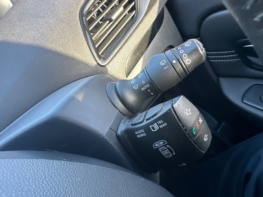 Used Renault Grand Scenic 2011 for sale - 77007211: Photo 20