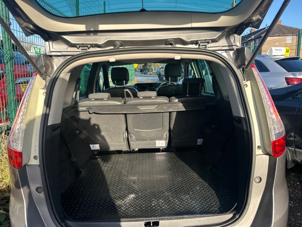 Used Renault Grand Scenic 2011 for sale - 77007211: Photo 27