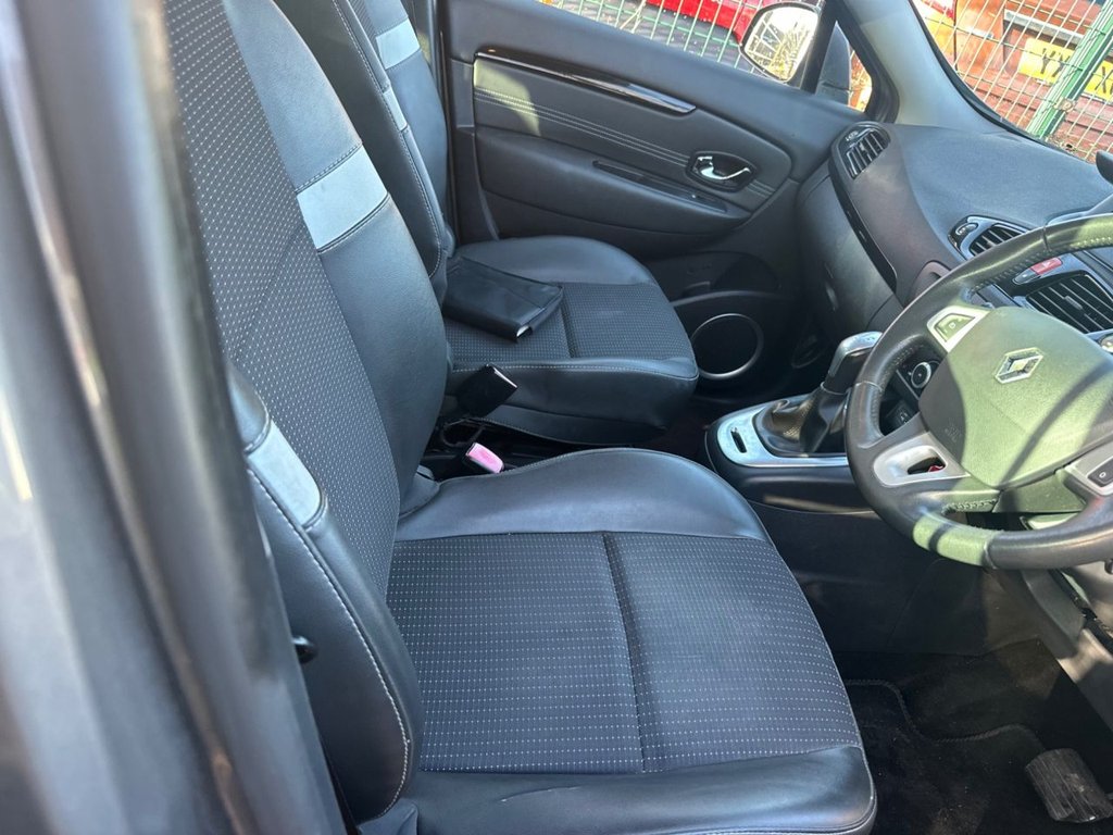 Used Renault Grand Scenic 2011 for sale - 77007211: Photo 28