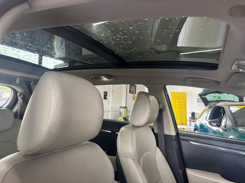 Used Kia Carens 2017 for sale - 78181144: Photo 11