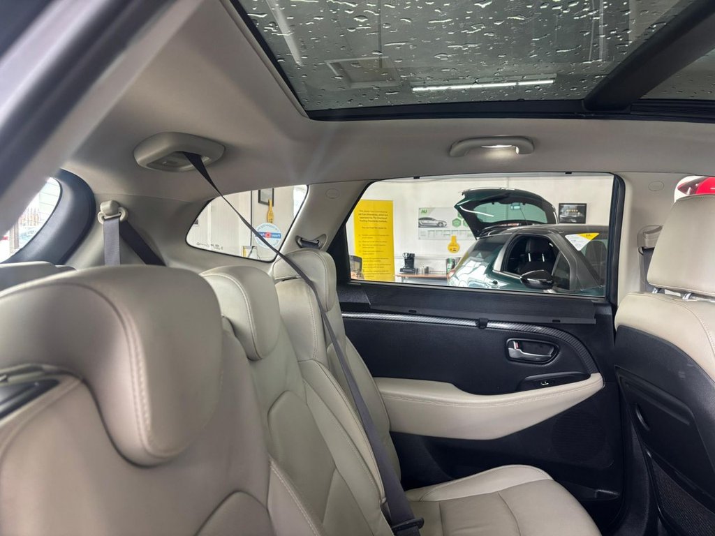 Used Kia Carens 2017 for sale - 78181144: Photo 13