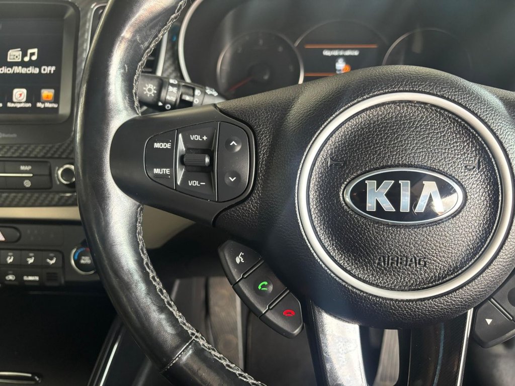 Used Kia Carens 2017 for sale - 78181144: Photo 17