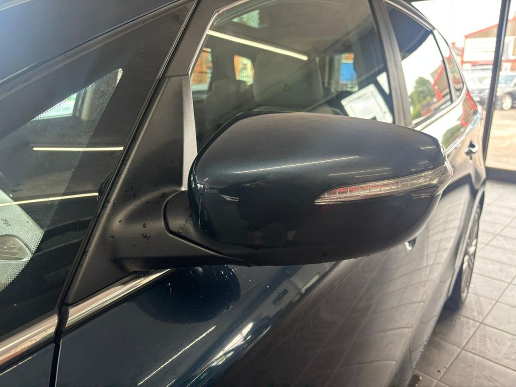 Used Kia Carens 2017 for sale - 78181144: Photo 25