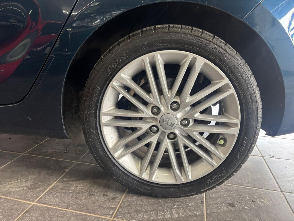 Used Kia Carens 2017 for sale - 78181144: Photo 26