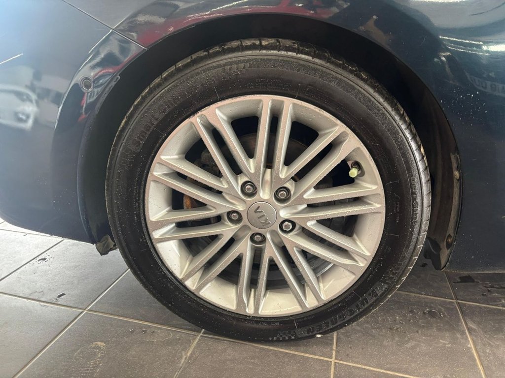 Used Kia Carens 2017 for sale - 78181144: Photo 27