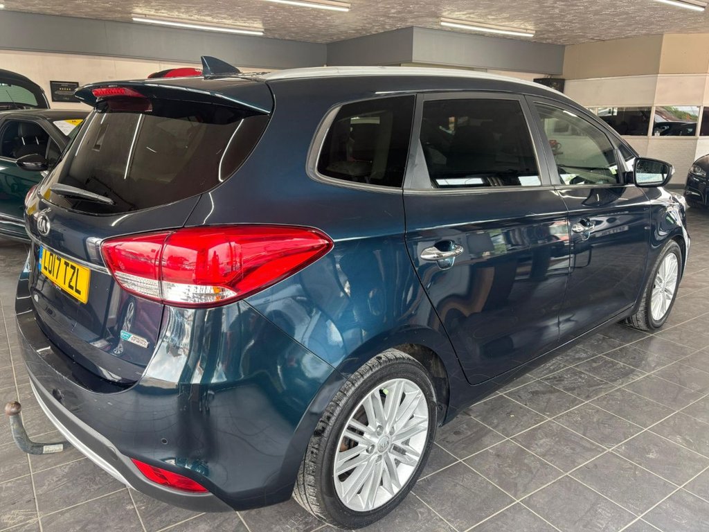 Used Kia Carens 2017 for sale - 78181144: Photo 3