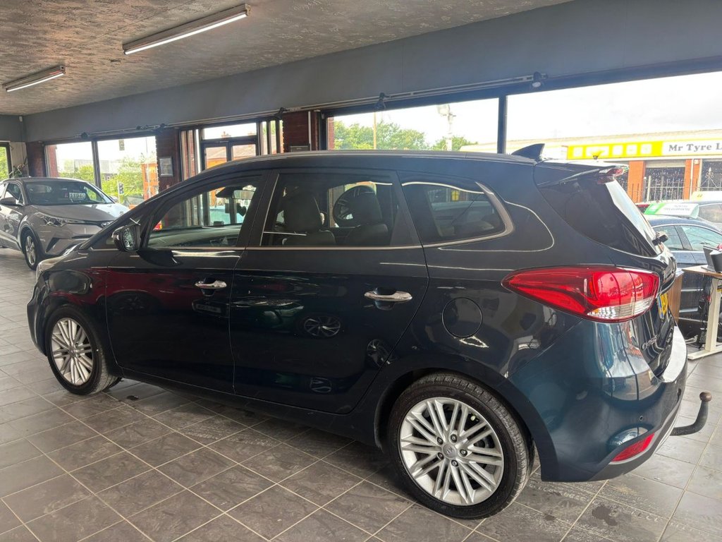 Used Kia Carens 2017 for sale - 78181144: Photo 5