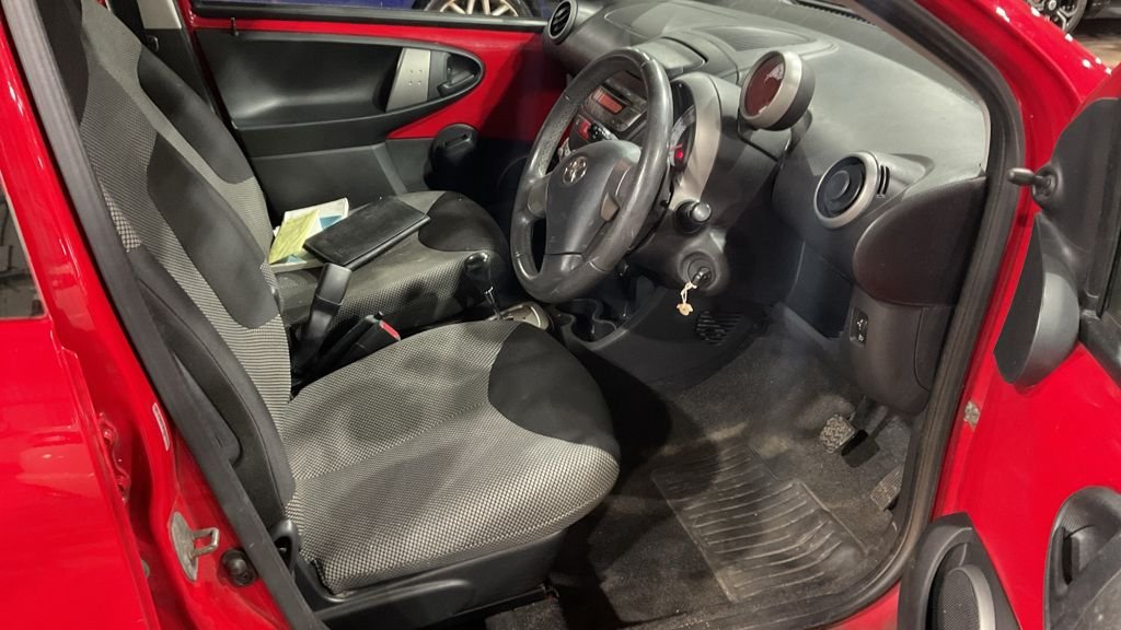 Used Toyota AYGO 2014 for sale - 77422238: Photo 9
