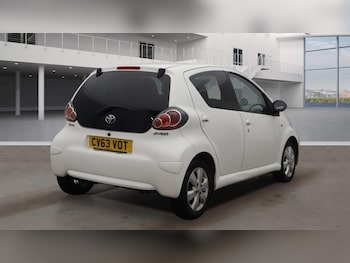 Used Toyota AYGO 2013 for sale - 76291117: Photo 3