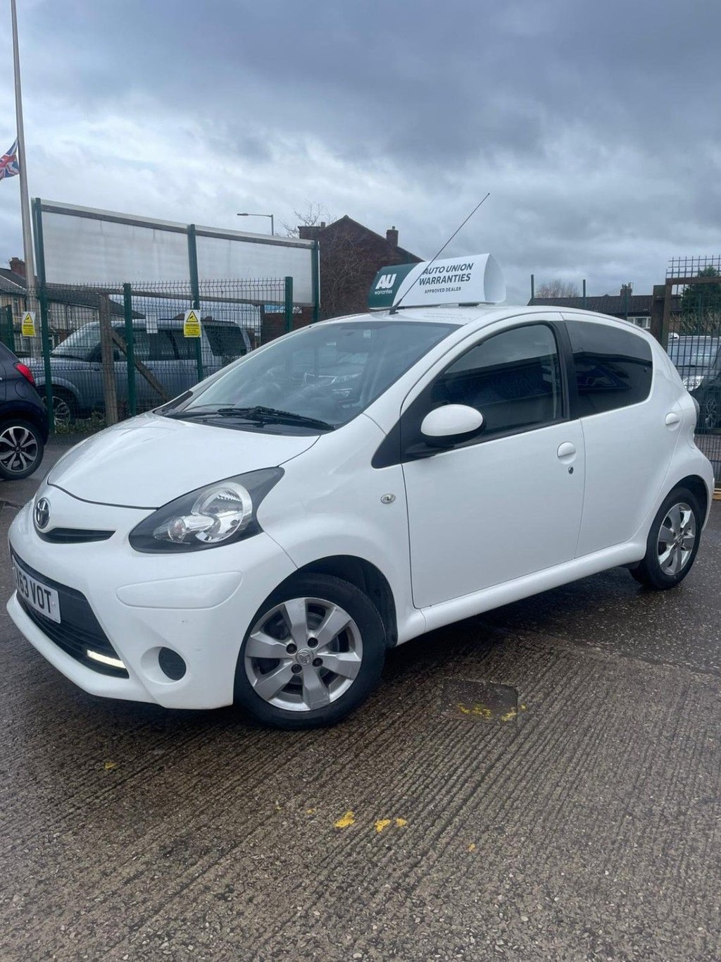 Used Toyota AYGO 2013 for sale - 76291117: Photo 5