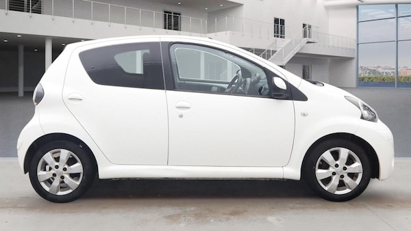 Used Toyota AYGO 2013 for sale - 76291117: Photo 5